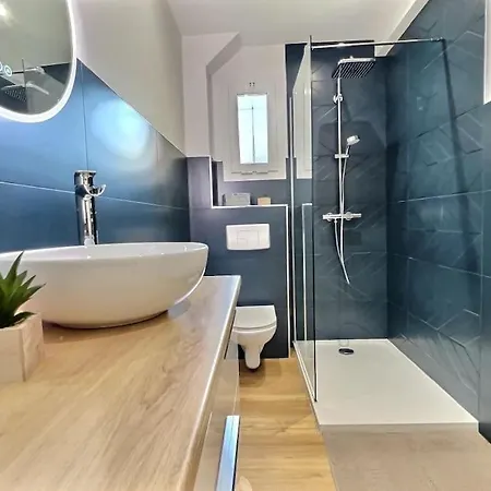 Apartment Superbe A 20 Metres De La / Rcm *